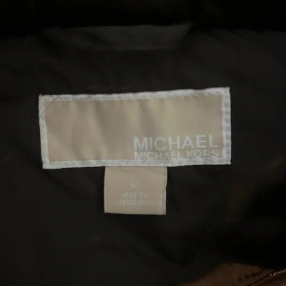Michael Kors brown winter coat. Size M. Water resistant. Warm! Great condition! - Picture 8 of 8